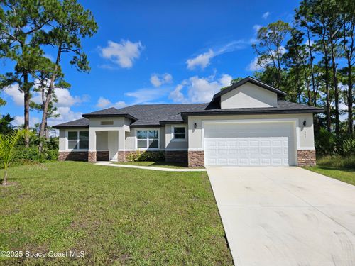 561 Harrisburg St Sw, PALM BAY, FL, 32908-1708 | Card Image