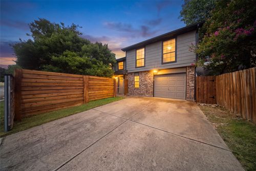 11136 Mccree Rd, Dallas, TX, 75238-3134 | Card Image