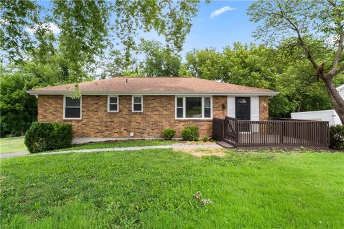 26 Misty Springs Cir, Platte City, MO, 64079-9149 | Card Image
