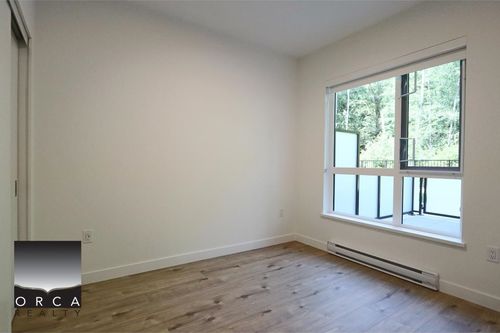 214-3594 Malsum Dr, North Vancouver, BC, V7G0B2 | Card Image