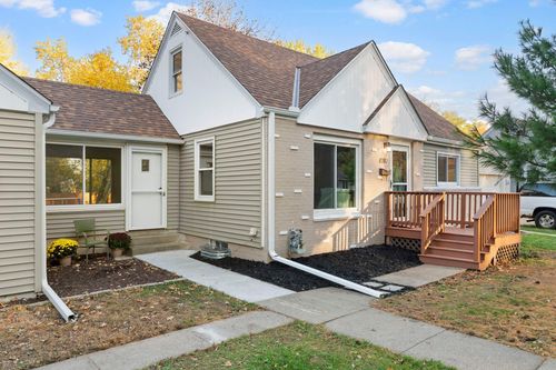 4740 Edgewood Ave N, Crystal, MN, 55428-4604 | Card Image