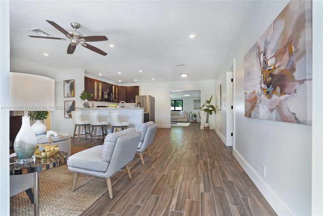 1770 Sw 32 Nd Ct, House other with 3 bedrooms, 2 bathrooms and null parking in Fort Lauderdale FL | Image 11