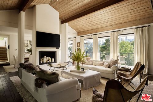 1583 Lindacrest Dr, Beverly Hills, CA, 90210-2521 | Card Image