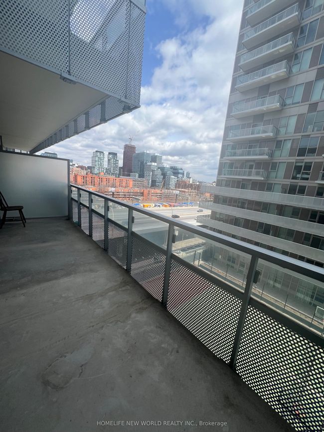 717 - 15 Lower Jarvis St, Condo with 2 bedrooms, 2 bathrooms and 1 parking in Toronto ON | Image 9