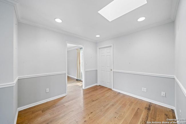 3420 Junction Hwy, House other with 2 bedrooms, 2 bathrooms and null parking in ingram TX | Image 12