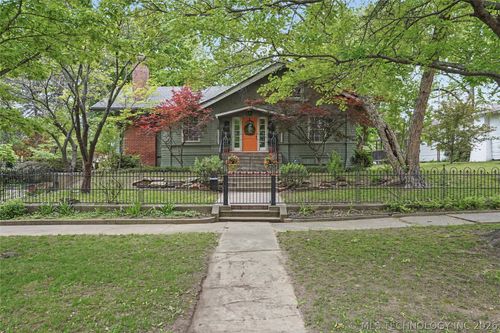 236 W 6th Ave, Bristow, OK, 74010-2813 | Card Image