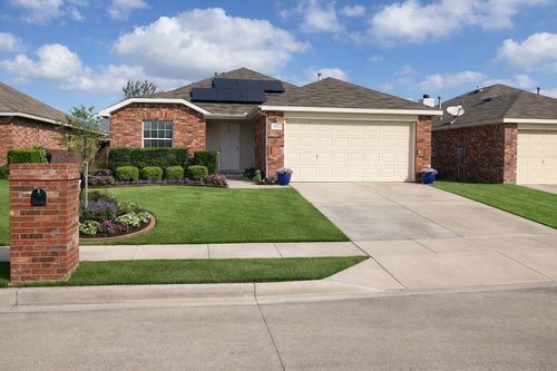 1172 Kachina Ln, Haslet, TX, 76052-3331 | Card Image
