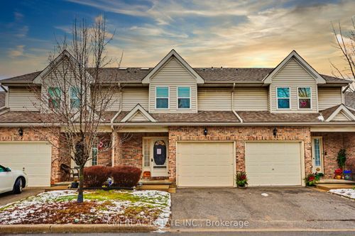 3-5070 Drummond Rd, Niagara Falls, ON, L2E6E4 | Card Image