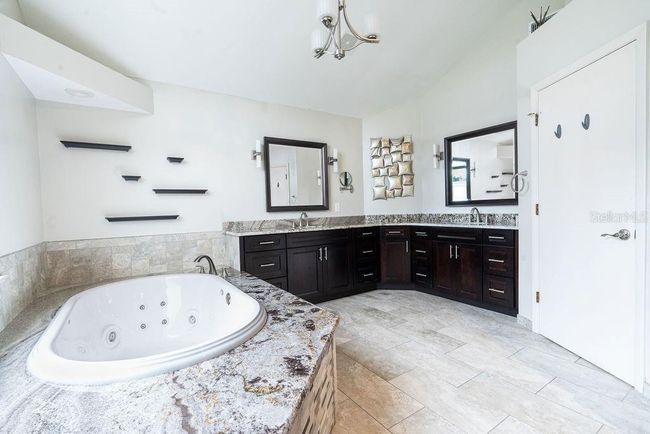 4702 Duffer Loop, House other with 3 bedrooms, 3 bathrooms and null parking in SEBRING FL | Image 32