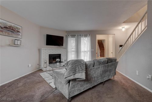 573 Sellers Pl, Henderson, NV, 89011-5319 | Card Image