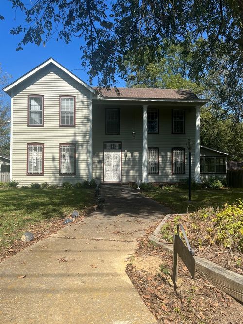318 Martin Luther King St, Okolona, MS, 38860-1330 | Card Image