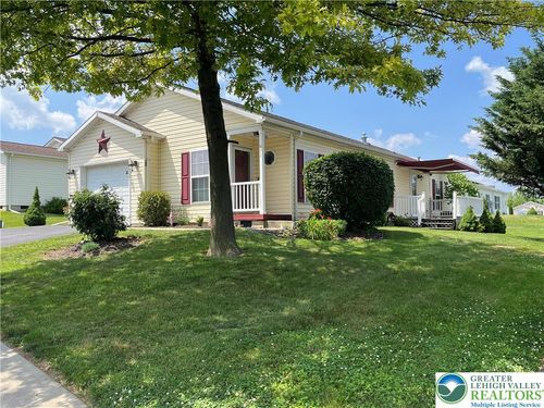 671 Kykuit Pl, Forks Twp, PA, 18040-7400 | Card Image