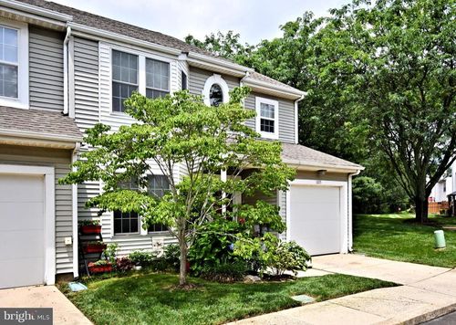 1605 Liberty Ct, NORTH WALES, PA, 19454-3702 | Card Image