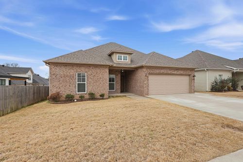 1635 Poteete Dr, Conway, AR, 72034-3537 | Card Image