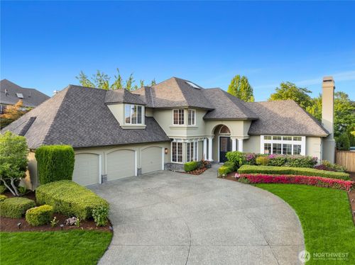 2260 269th Court Se, Sammamish, WA, 98075 | Card Image
