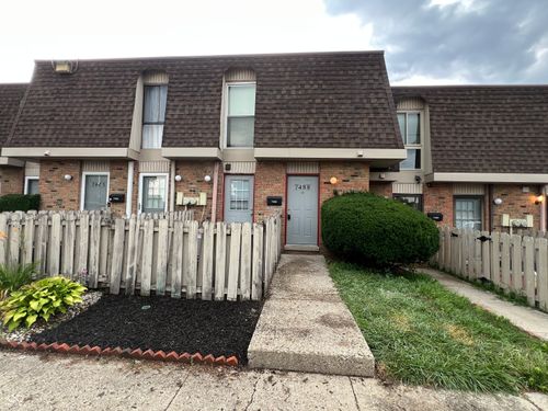 7488 Country Brook Dr, Indianapolis, IN, 46260-3400 | Card Image
