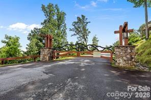 Land in Hendersonville 2