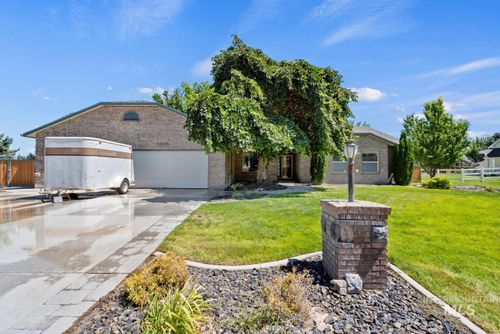 2908 Seminole Dr, Nampa, ID, 83686-7926 | Card Image