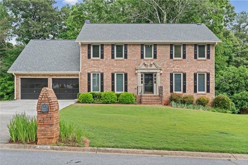 1090 Kelvington Way Sw, Lilburn, GA, 30047-2056 | Card Image