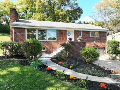 998 Lakemont Dr, Pittsburgh, PA, 15243-1816 | Card Image