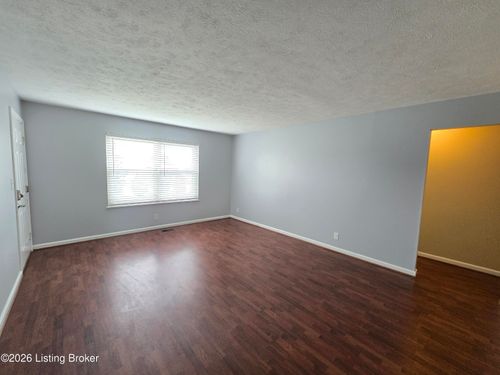 1-2831 Goose Creek Rd, Louisville, KY, 40242 | Card Image