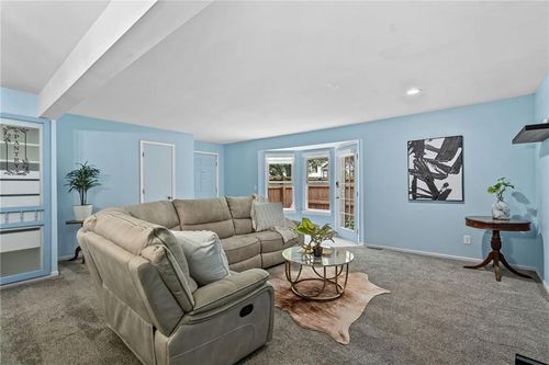 1-8337 Lowell Ave, Overland Park, KS, 66212-2748 | Card Image