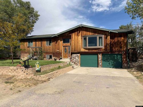 400 Pine St, Shoshoni, WY, 82649-5089 | Card Image