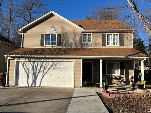 3335 Wiliton Way, High Point, NC, 27260-5984 | Card Image