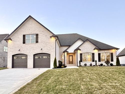 390 Young Ln, Pleasant View, TN, 37146-2401 | Card Image