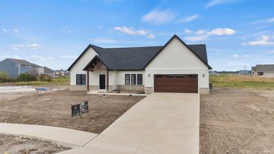 12717 Towcester Court, House other with 4 bedrooms, 2 bathrooms and null parking in Fort Wayne IN | Image 2