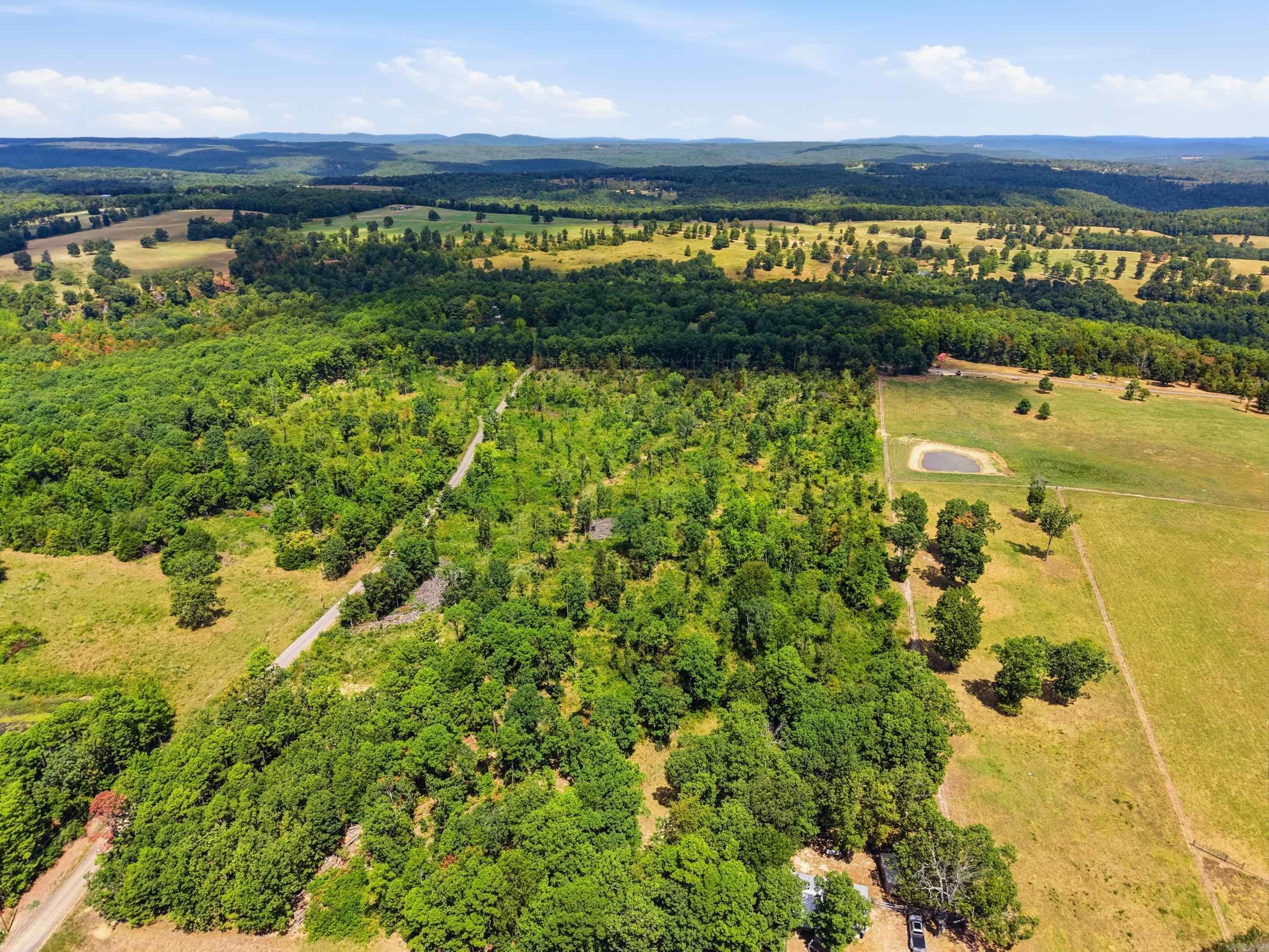 Land in Dennard 4