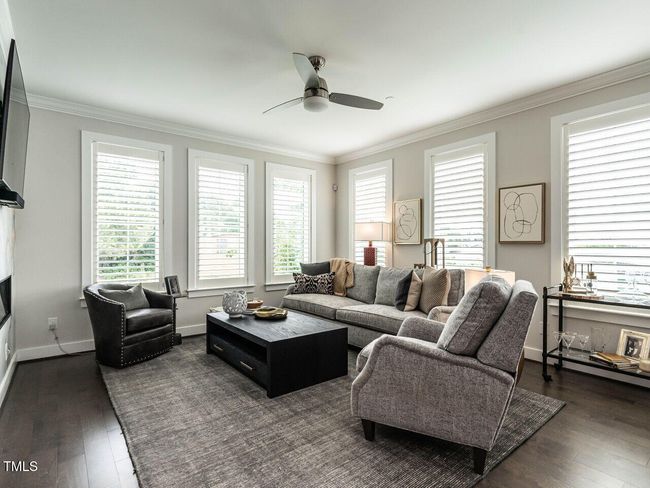 006-1280x960-family-room | Image 7