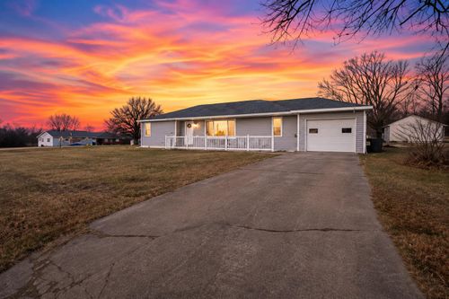 304 W 2nd St, Miller, MO, 65707-9226 | Card Image