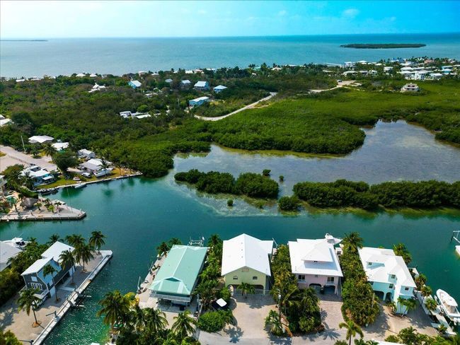 1165 Lagoon Dr, House other with 3 bedrooms, 2 bathrooms and null parking in Cudjoe Key FL | Image 6