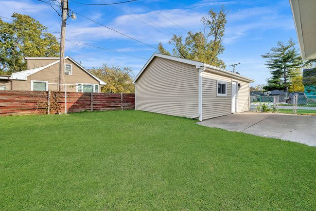2222 170 Th St, House other with 2 bedrooms, 1 bathrooms and 2 parking in Hazel Crest IL | Image 6