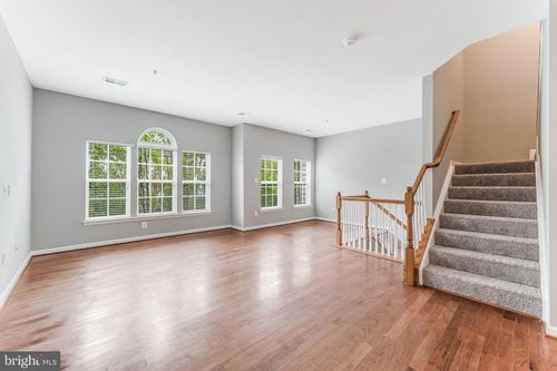 14571 Marlow St, Gainesville, VA, 20155-4030 | Card Image