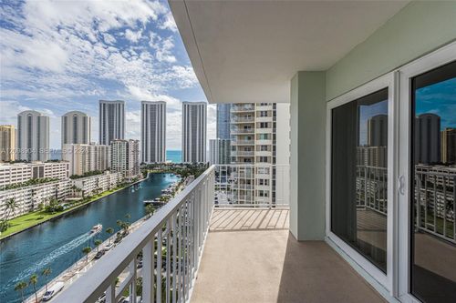 1631-500 Bayview Dr, Sunny Isles Beach, FL, 33160-4779 | Card Image