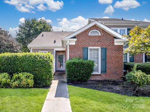 9435 Kings Falls Dr, Charlotte, NC, 28210-7769 | Card Image