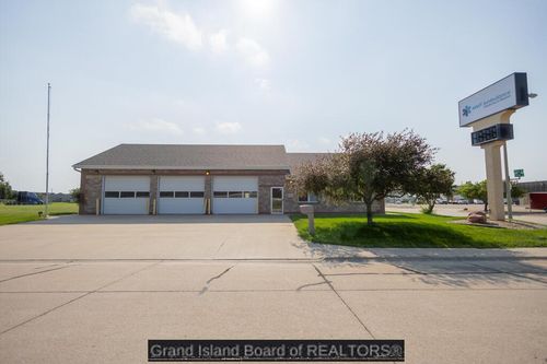 2650 N Diers Ave, Grand Island, NE, 68803-1215 | Card Image