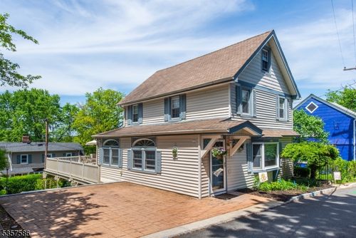 7 Force Pl, Mount Tabor, NJ, 07878-9222 | Card Image