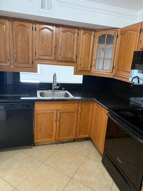 apt-202-3399 Foxcroft Rd, Miramar, FL, 33025-4150 | Card Image