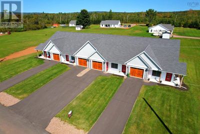 4 Livia Meadows Crt, Home with 2 bedrooms, 2 bathrooms and null parking in Debert NS | Image 2