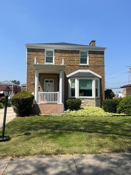 2222 S 15th Ave, North Riverside, IL, 60546-1006 | Card Image