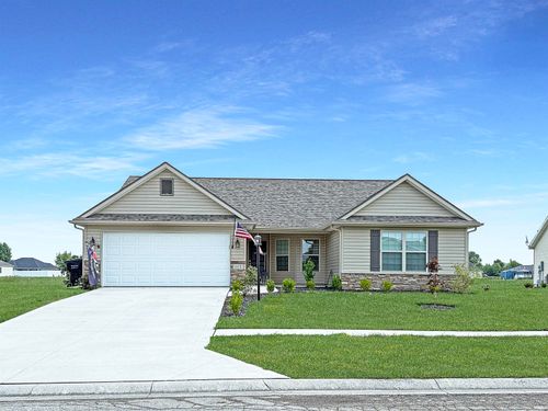 1113 N Franklin St, Garrett, IN, 46738-2110 | Card Image