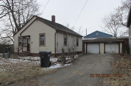 416 Fisher St, Kalamazoo, MI, 49001-2516 | Card Image