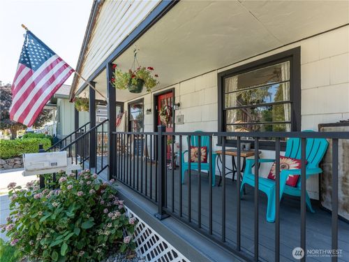 1018 Vassar Ave, Wenatchee, WA, 98801-1616 | Card Image