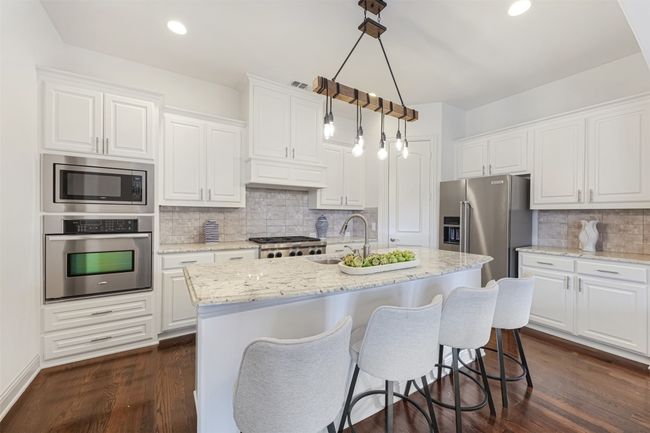 2600 Grail Maiden Ct, Townhouse with 4 bedrooms, 4 bathrooms and null parking in Lewisville TX | Image 6