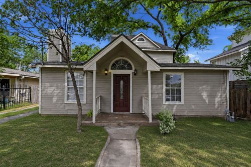 915 Vargas Rd, Austin, TX, 78741-3557 | Card Image
