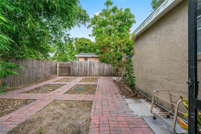 3909 W Lemon St, House other with 3 bedrooms, 1 bathrooms and null parking in TAMPA FL | Image 27
