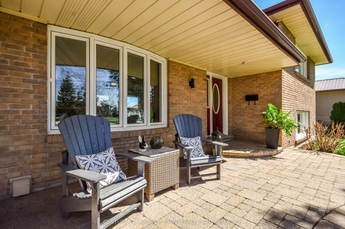 121 Bayshore Dr, Brechin, ON, L0K1B0 | Card Image